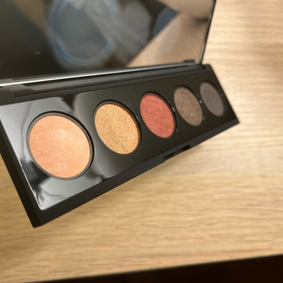 bareMinerals Bounce & Blur Eyeshadow Palette - Picture 9 of 10